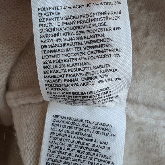 H&M Beige Wool Blend Rhinestone Flower Buttons Short Sleeve Sweater, size S - Picture 7 of 8